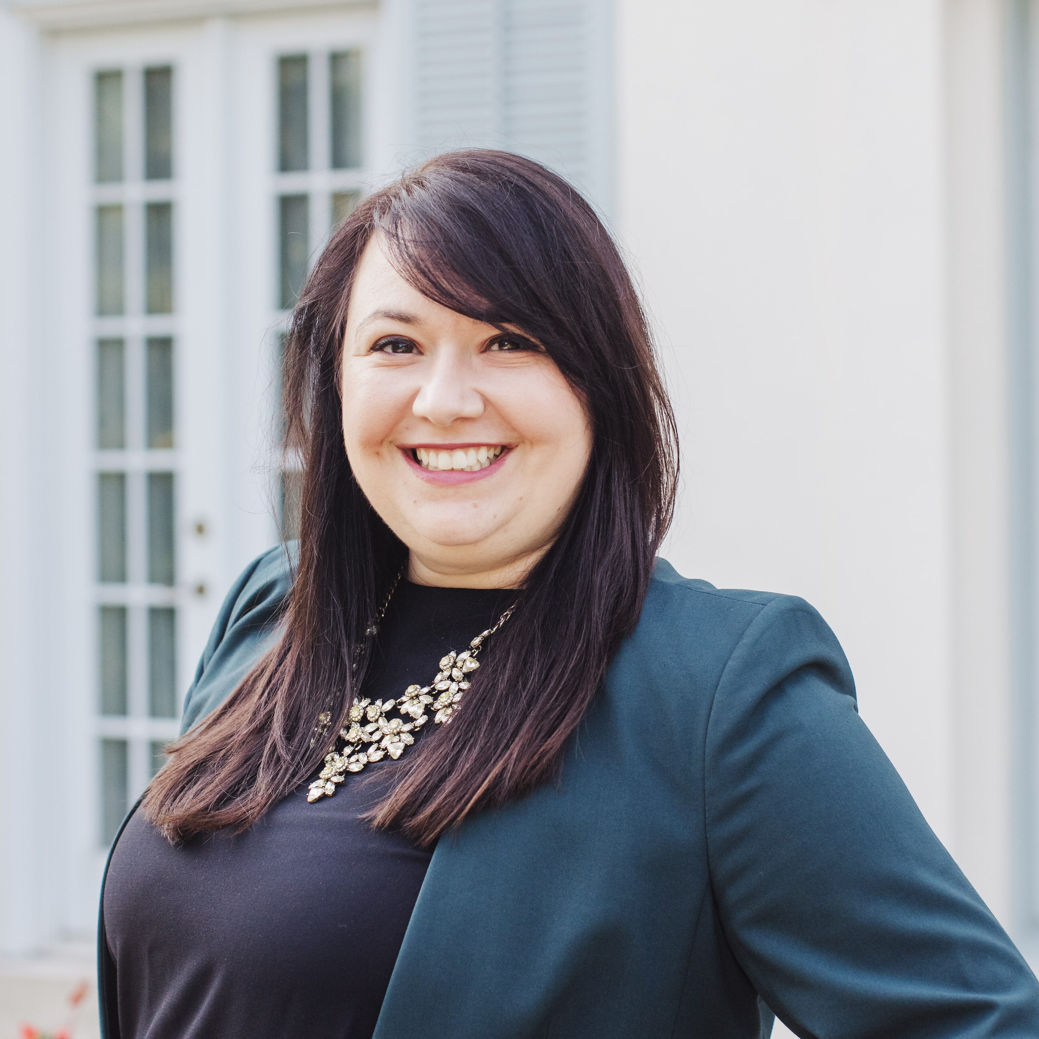 Tiffany Dillon Headshot Tiffany Dillon headshot